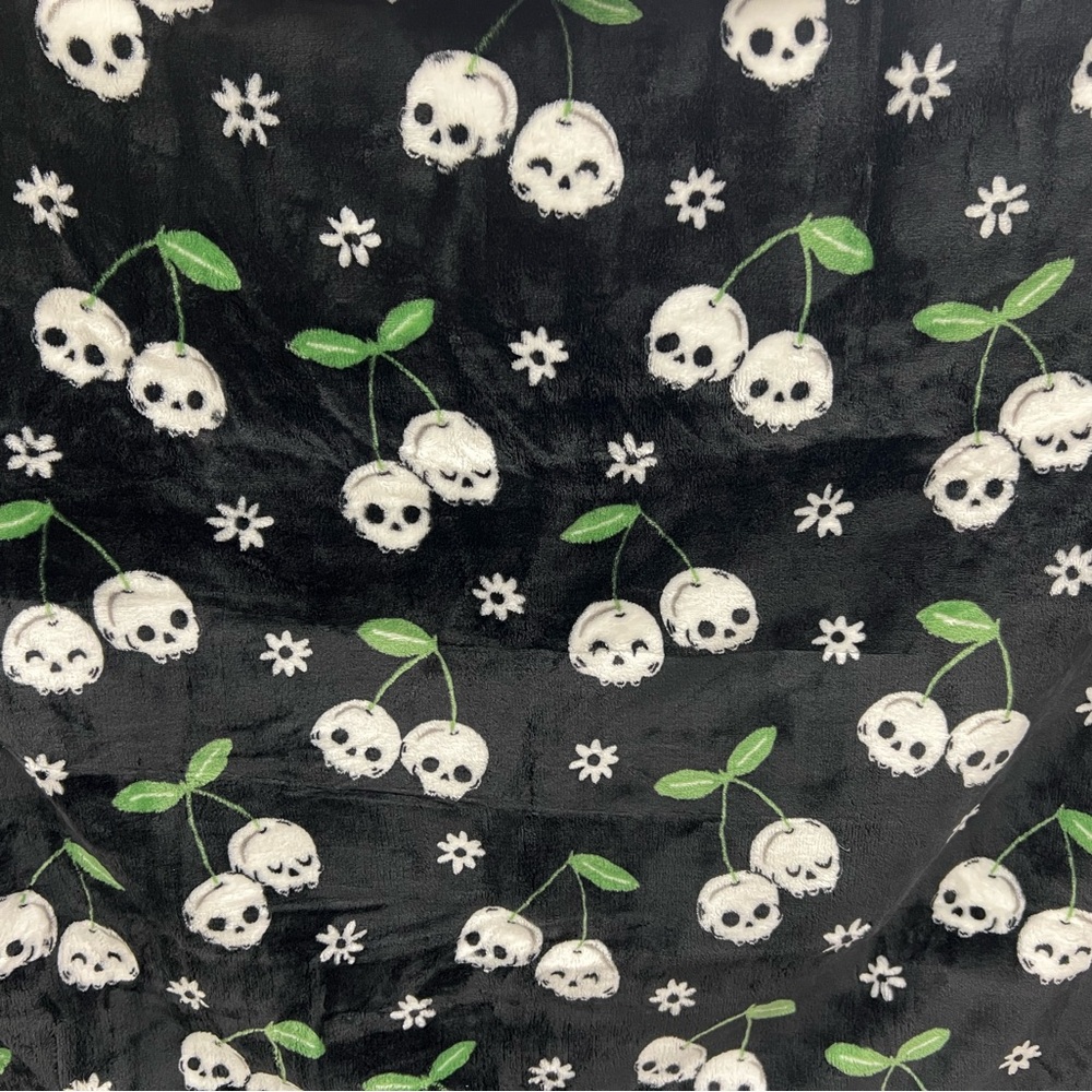 Spooky Vibes Black Velvet Plush Throw Summerween - Picture 2 of 2
